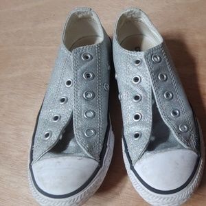 Girls size 13 Converse, no laces